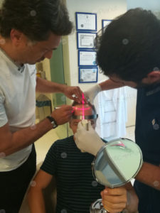 Dr Ergin dessin ligne frontale laser